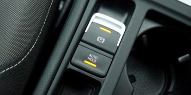Auto Hold یا اتوهلد ماشین چیست و چه کاربردی دارد؟