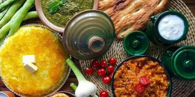 تاثیر اینترنت بر کیفیت میرزاقاسمی و غذاهای گیلانی