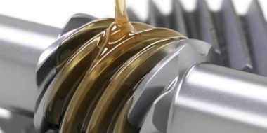 بررسی بهترین زمان تعویض روغن گیربکس ماشین