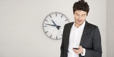 فهمیدن مدت زمان استفاده و کارکرد گوشی اندروید، آیفون و..
