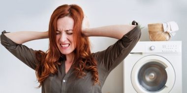 دلایل و نحوه کاهش لرزش ماشین لباسشویی