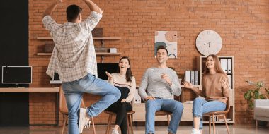 8 تا از بهترین بازی های پانتومیم یا ادا بازی فارسی برای اندروید