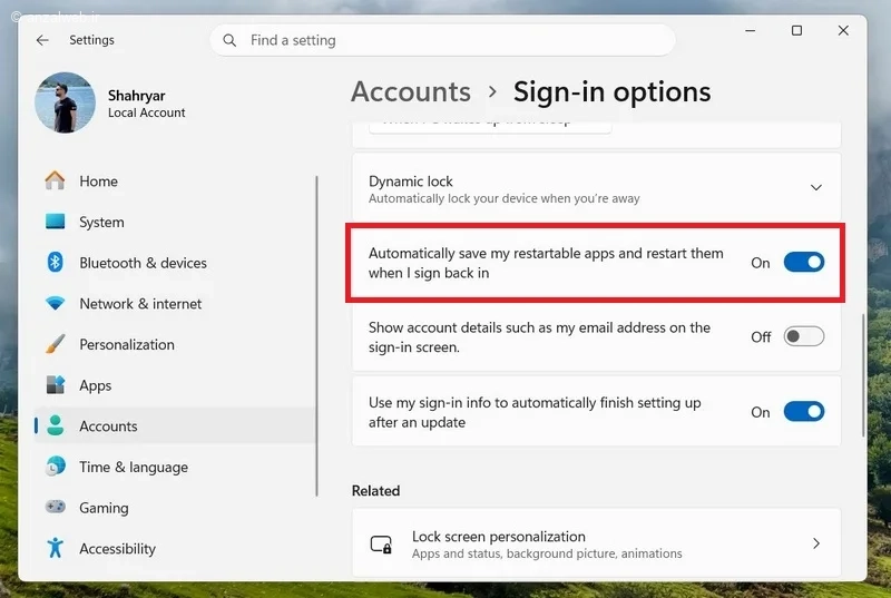 گزینه Automatically save my restartable apps and restart them when I sign back in